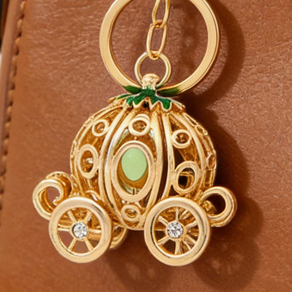 Pumpkin Carriage Keychain Fair - огляд і ціна Women'S Accessories Coach