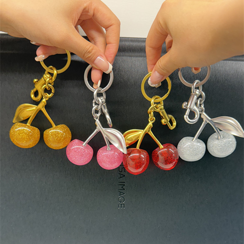 Fashion Cherry Keychain Summer - огляд і ціна Women'S Accessories Coach