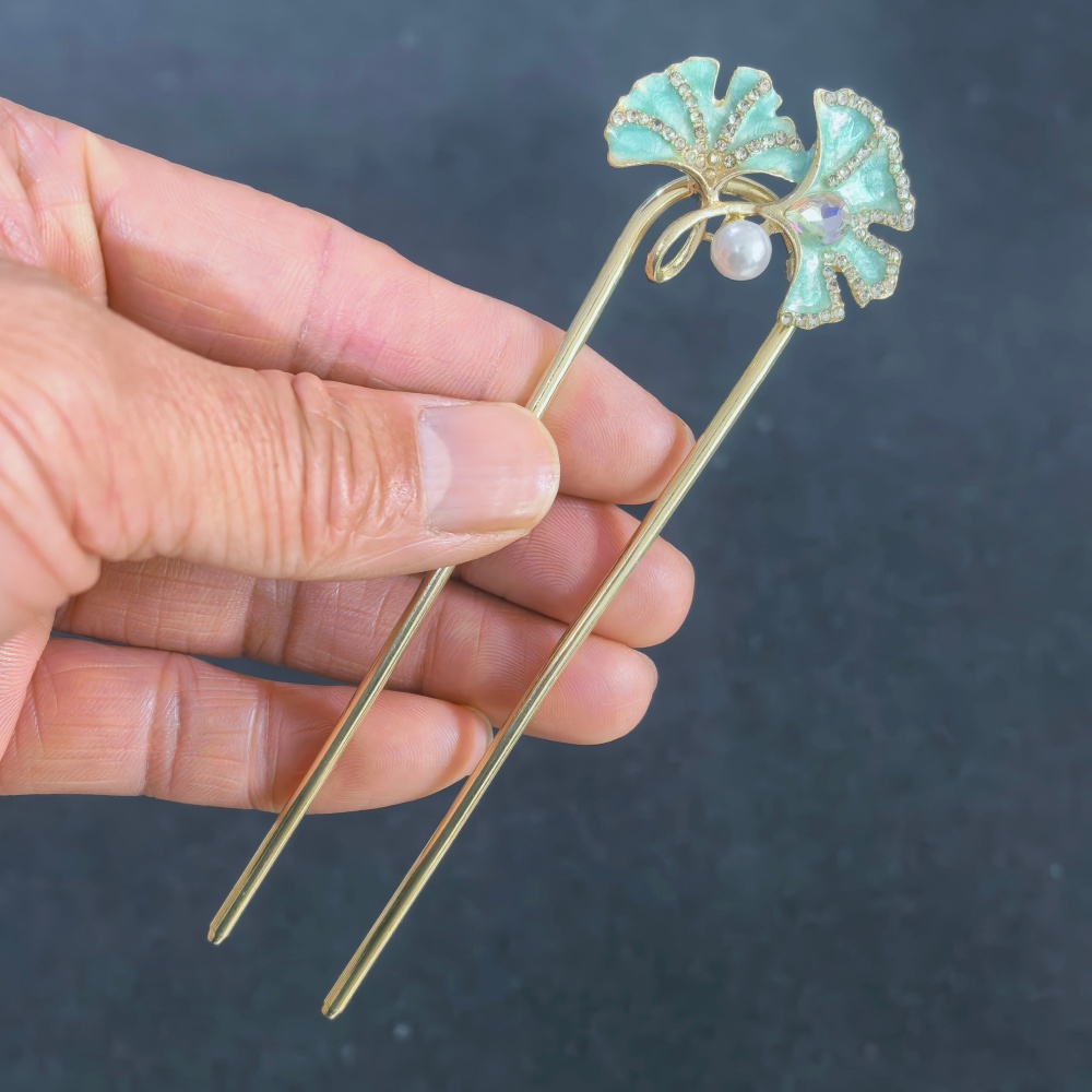 Vintage Floral Butterfly Hair  - огляд і ціна Women'S Accessories H&M