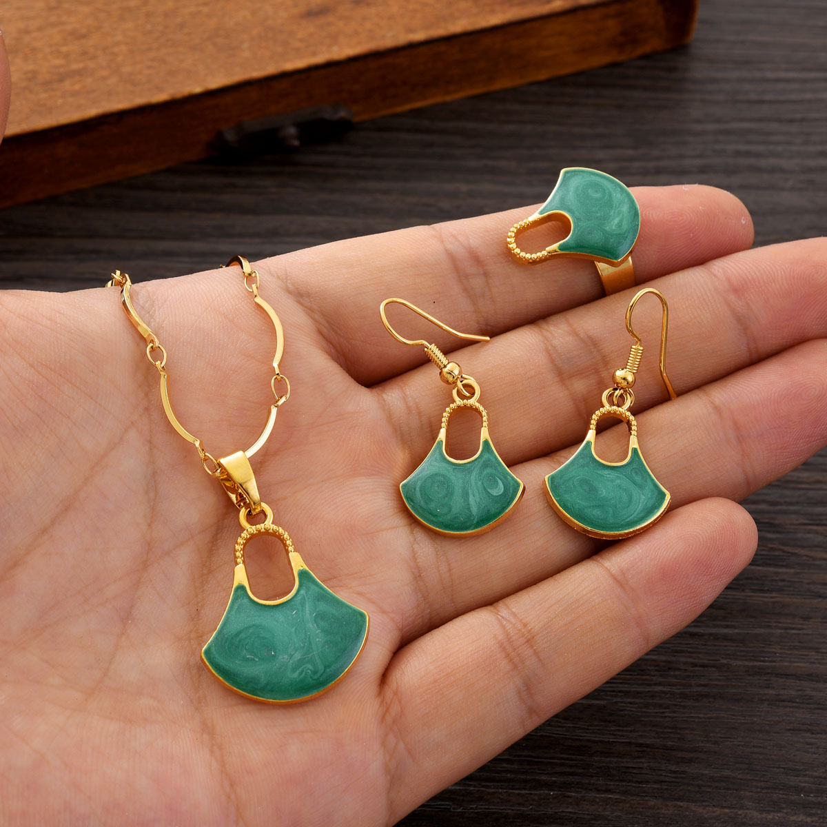 Fashion PNG Gold Color Jewelry - огляд і ціна Women Accessories India